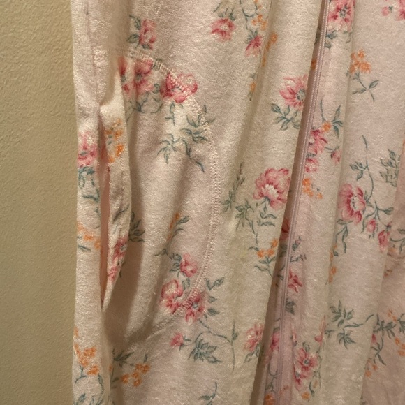 Miss Elaine women’s robe - small - zip up - short sleeve - with pockets - pink - Picture 4 of 7